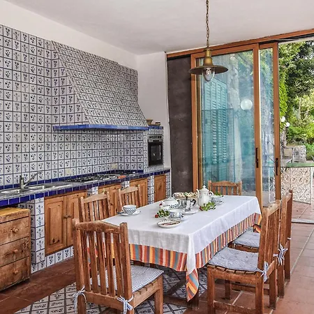 Casa vacanze Lovely In Forio Dischia